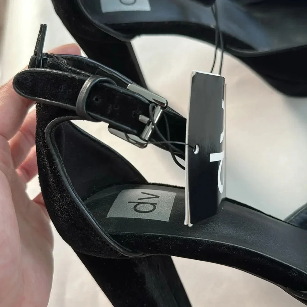 DV Dolce Vita Suede Ankle Strap Blocked platform black Heels Pumps size 9 1/2